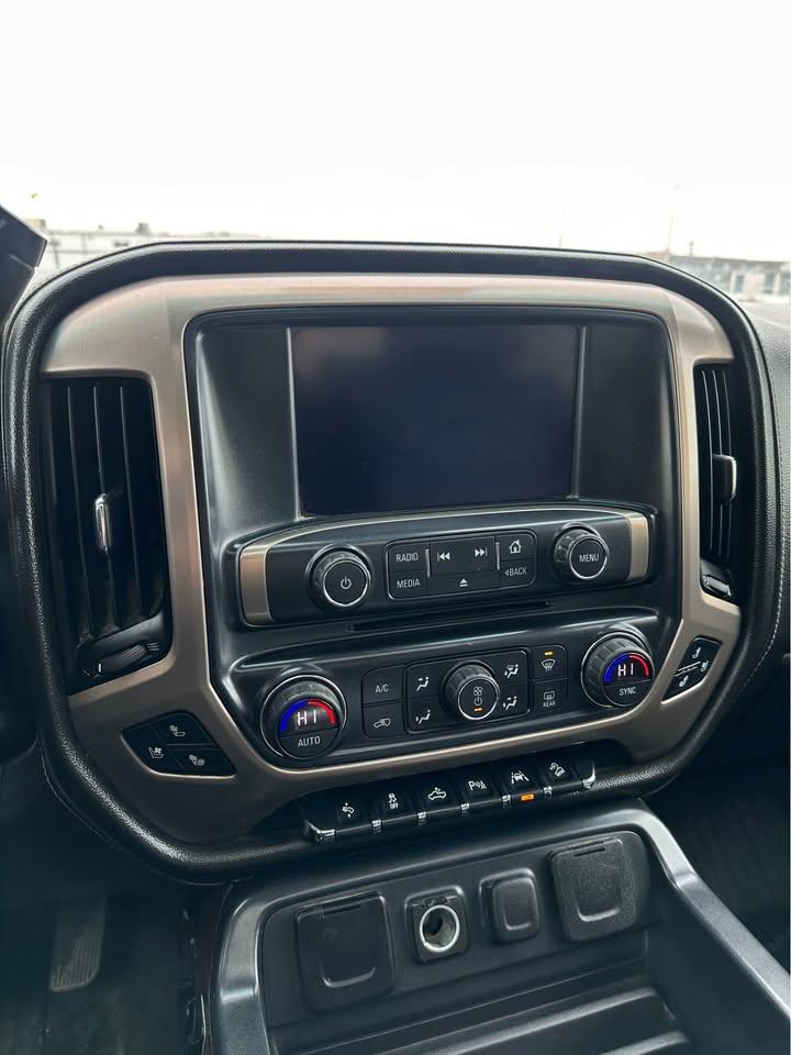 2017 GMC Sierra 1500 Denali - Photo #9
