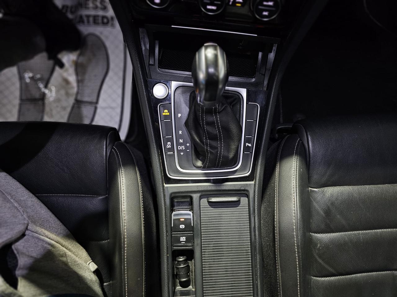 2016 Volkswagen Golf R 5dr HB DSG - Photo #14
