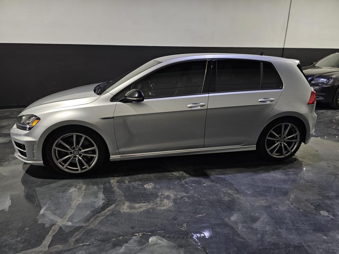 2016 Volkswagen Golf R 5dr HB DSG - Photo #2