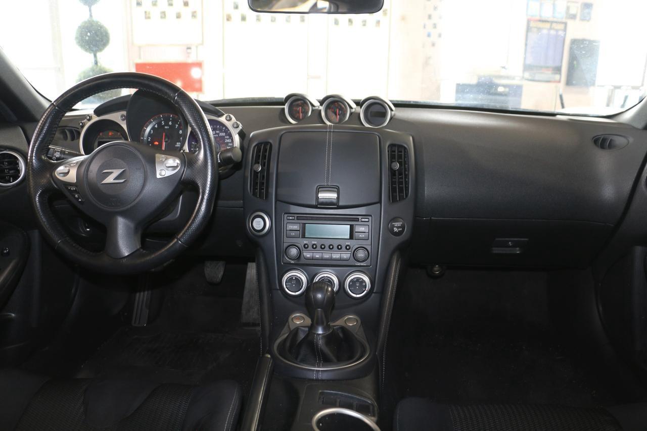 2017 Nissan 370Z - CLEAN CARFAX|6SPDMANUAL|ALLOYS|PUSHSTART - Photo #12