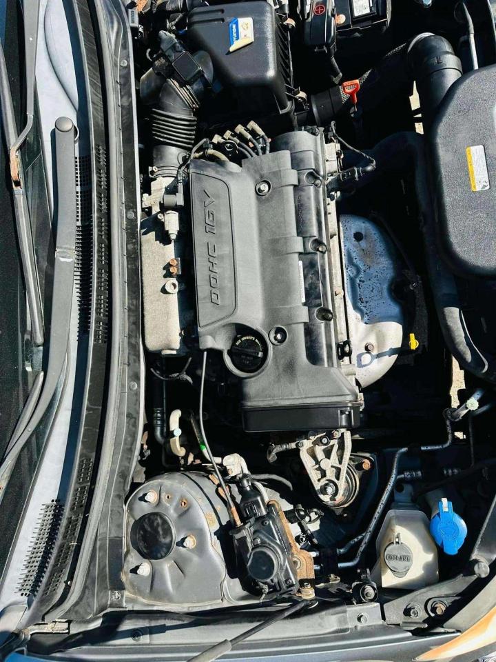 2010 Hyundai Elantra 4dr Sdn Auto - Photo #11