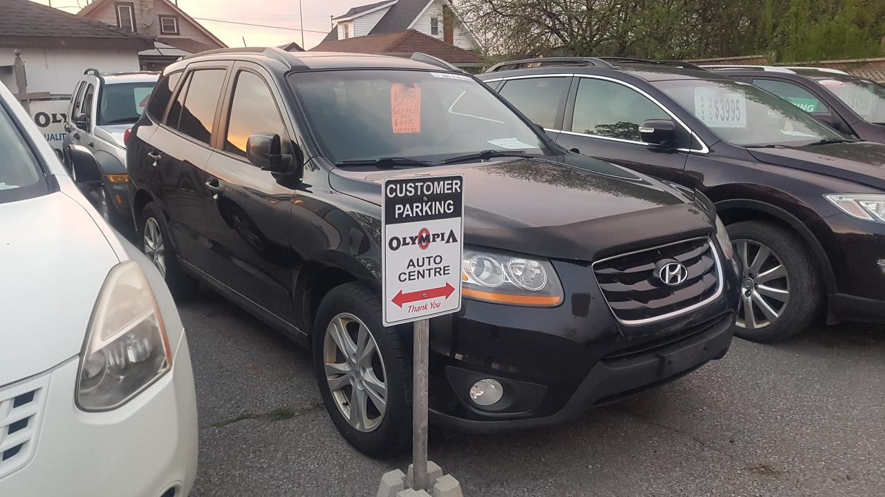 2010 Hyundai Santa Fe GLS - Photo #2