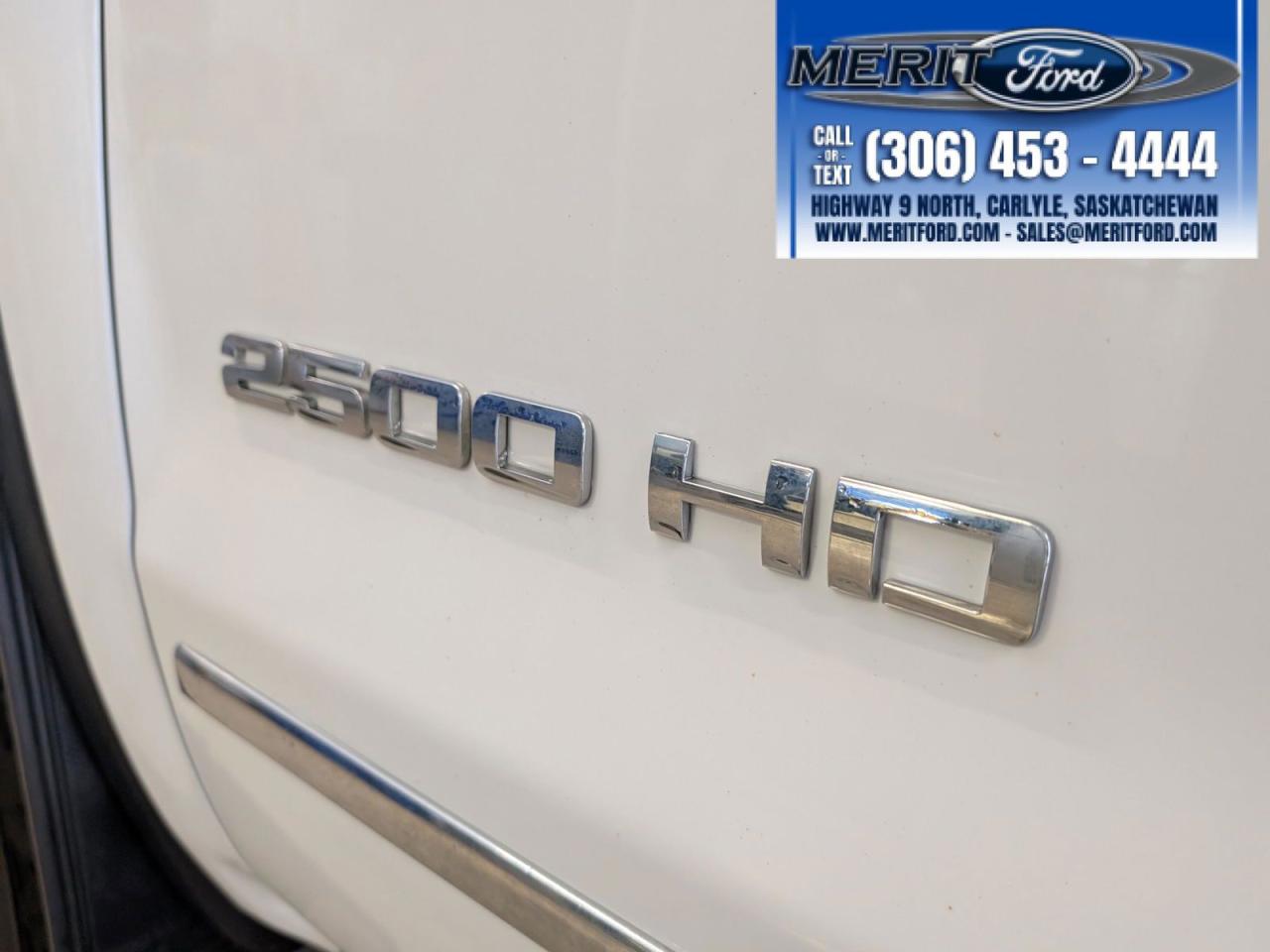2015 GMC Sierra 2500 HD SLT - Diesel, Remote Start Photo5