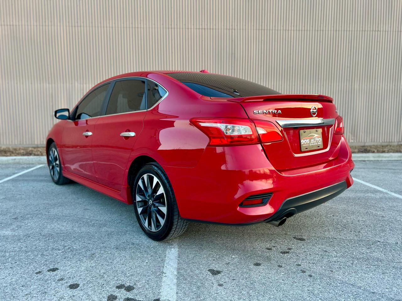 2016 Nissan Sentra SR - Photo #3