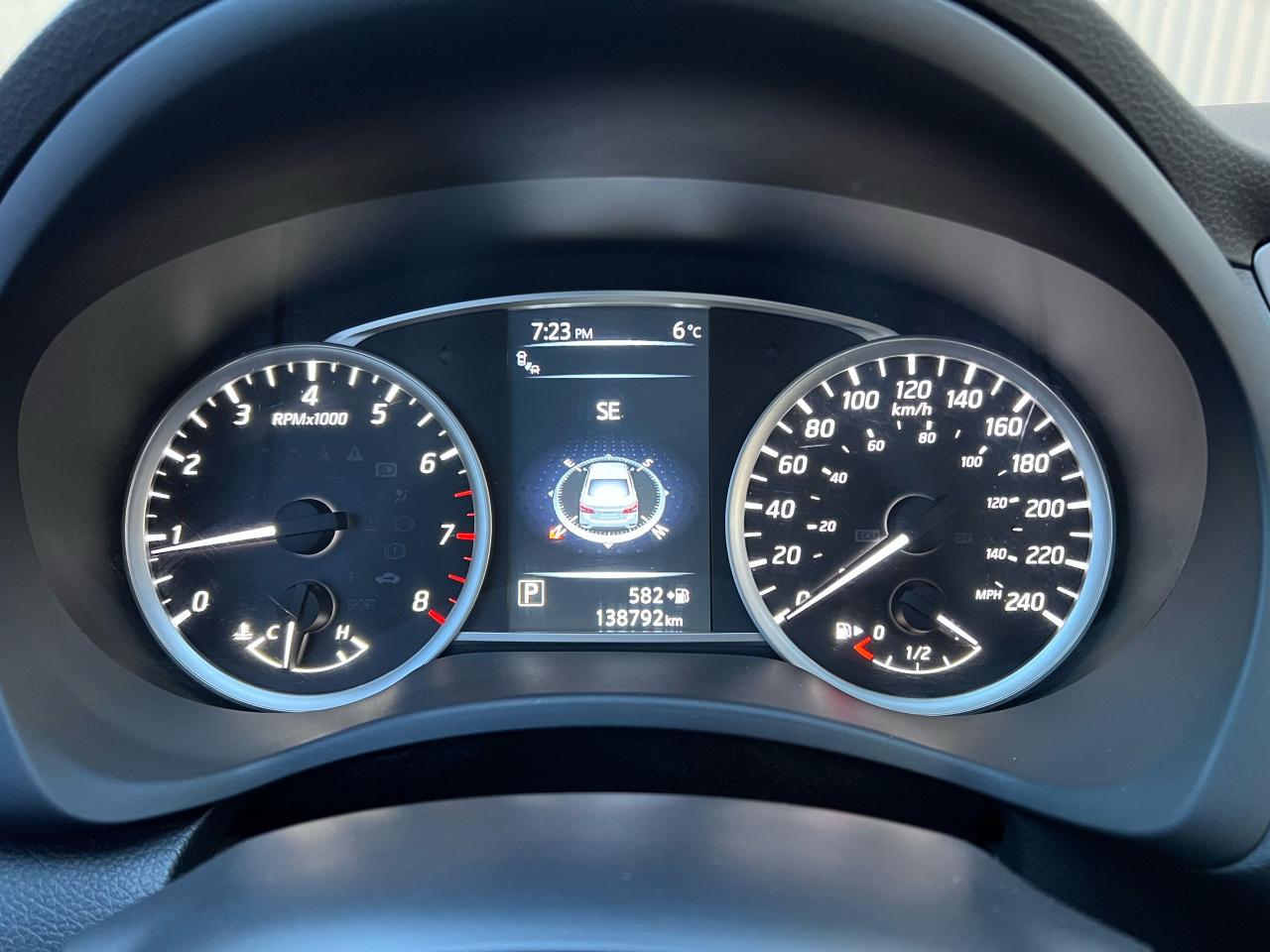 2016 Nissan Sentra SR - Photo #19