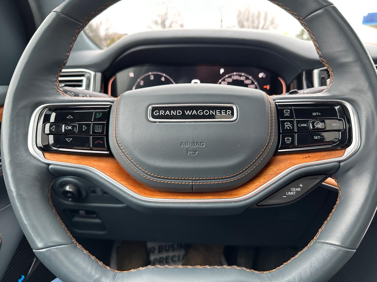 2022 Jeep Grand Wagoneer Series II Photo