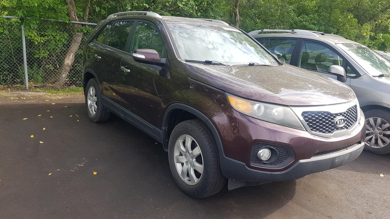 2011 Kia Sorento LX - Photo #5