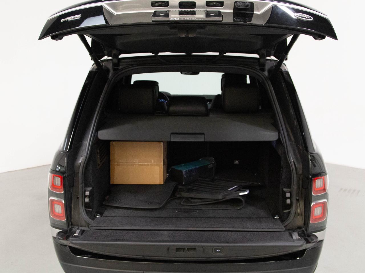 2021 Land Rover Range Rover P400 WESTMINSTER | MASSAGE | HUD | 21" WHEELS Photo