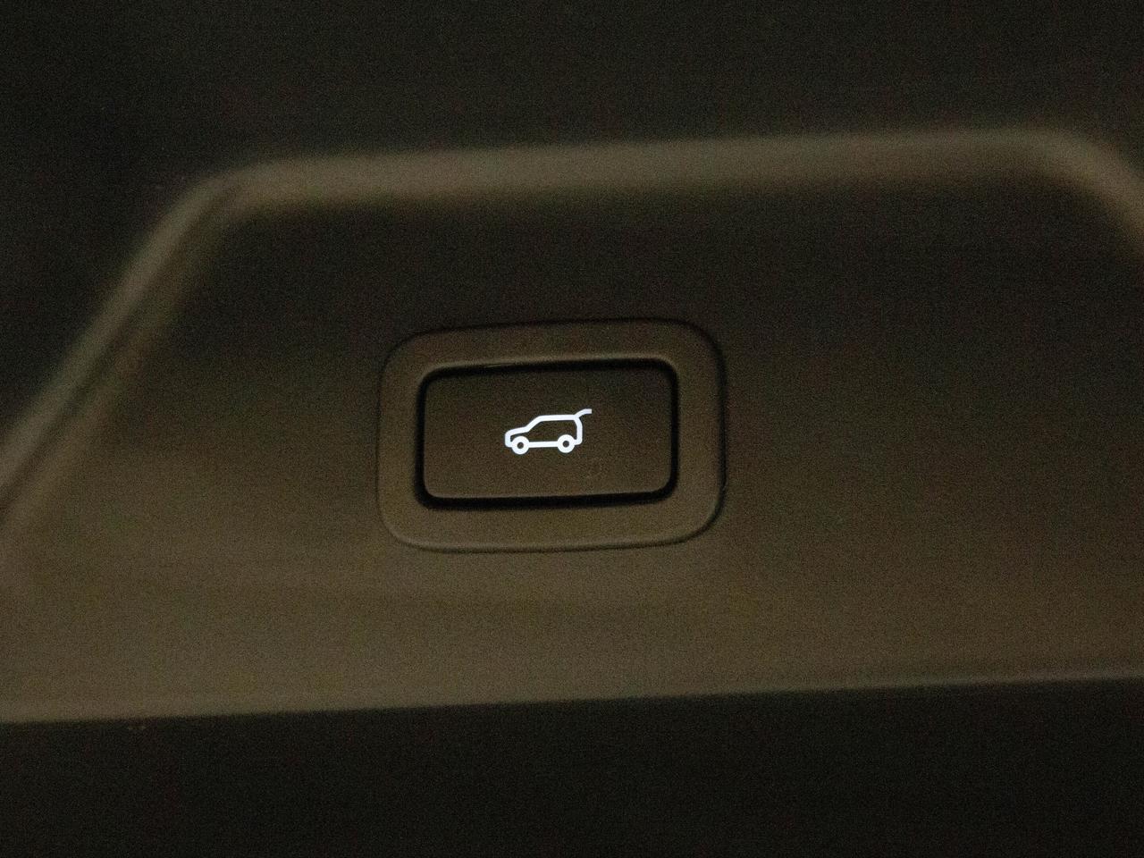 2021 Land Rover Range Rover P400 WESTMINSTER | MASSAGE | HUD | 21" WHEELS Photo