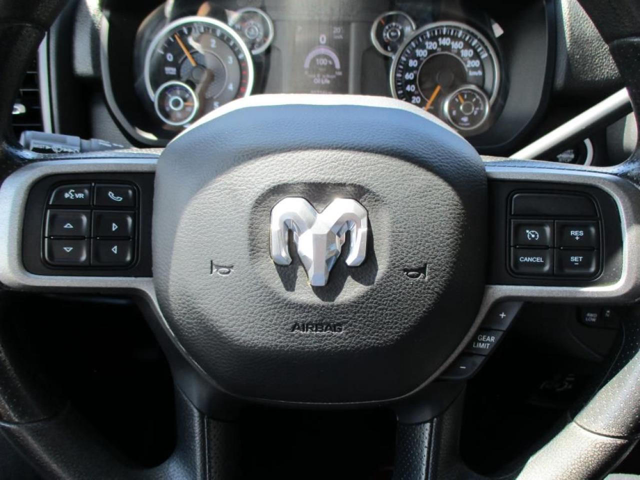 2019 RAM 3500 TRADESMAN CREW 4X4 Photo17