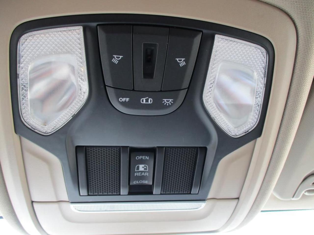 2019 RAM 3500 TRADESMAN CREW 4X4 Photo22