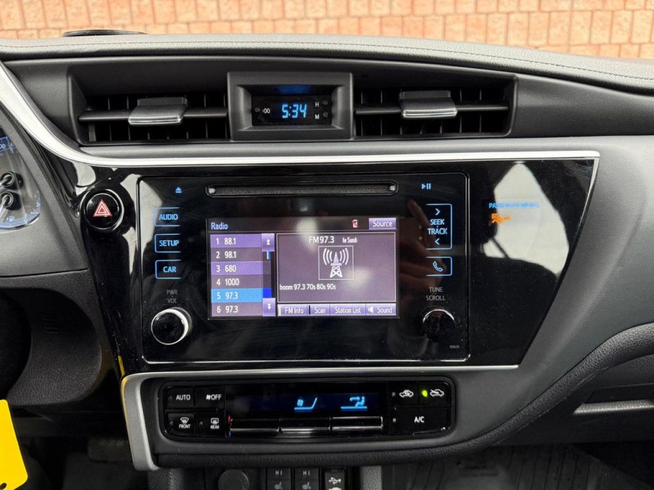 2019 Toyota Corolla LE |CLEAN CARFAX|LOW KMS|BACK-UP CAM|BLUETOOTH|HEATED SEATS| - Photo #18
