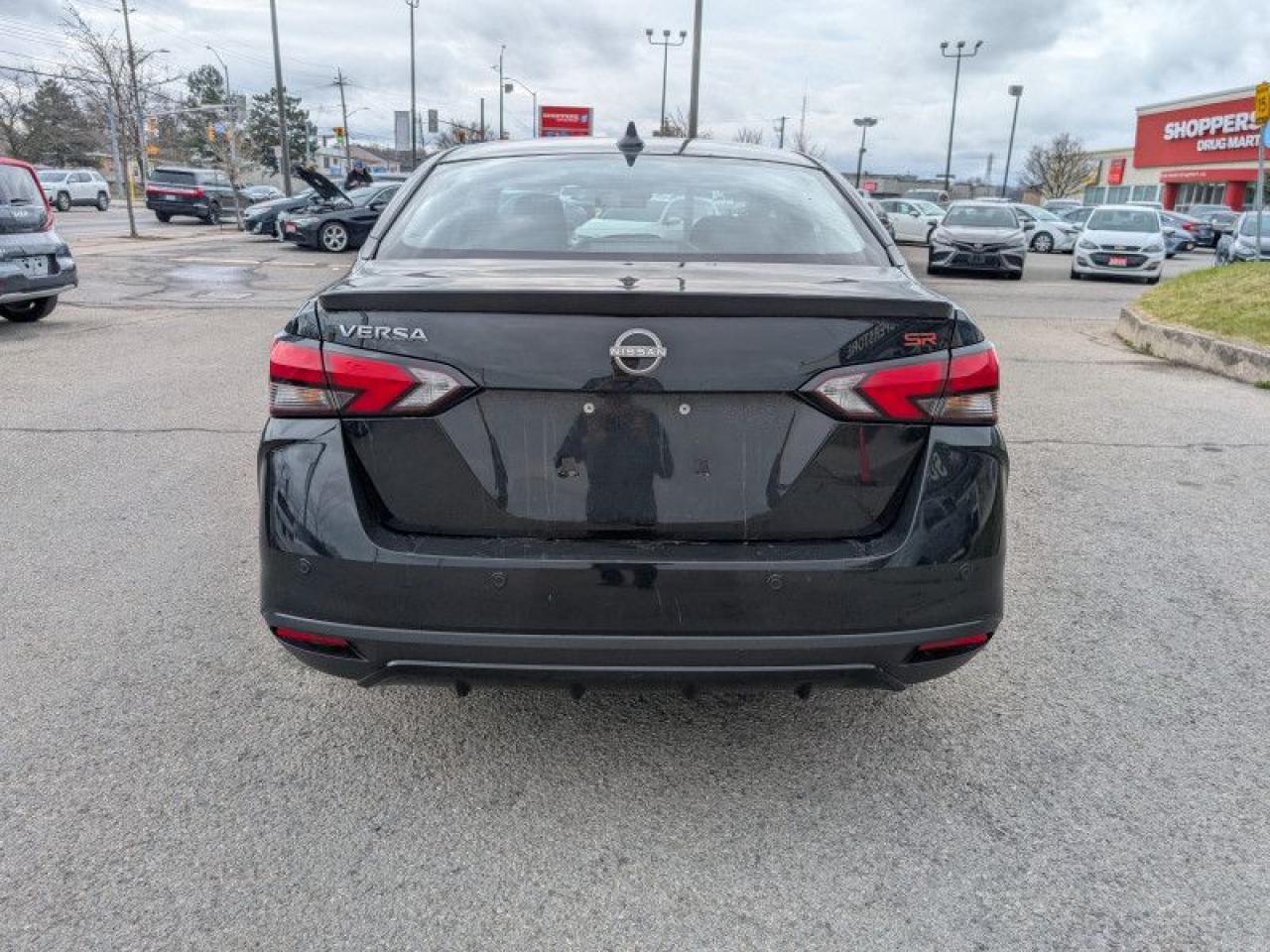 2023 Nissan Versa SR  CAM BLIND-SPOT APPEL-CP REM-START Photo3