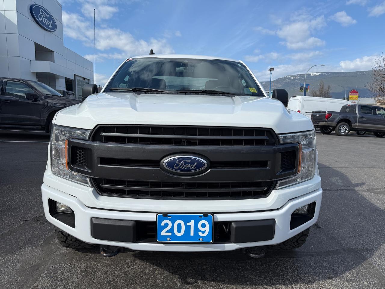 2019 Ford F-150 XLT Photo5