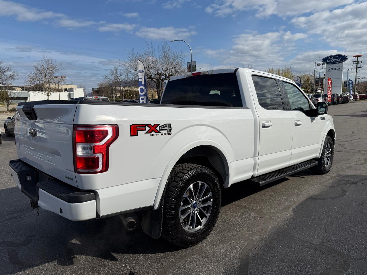 2019 Ford F-150 XLT Photo5