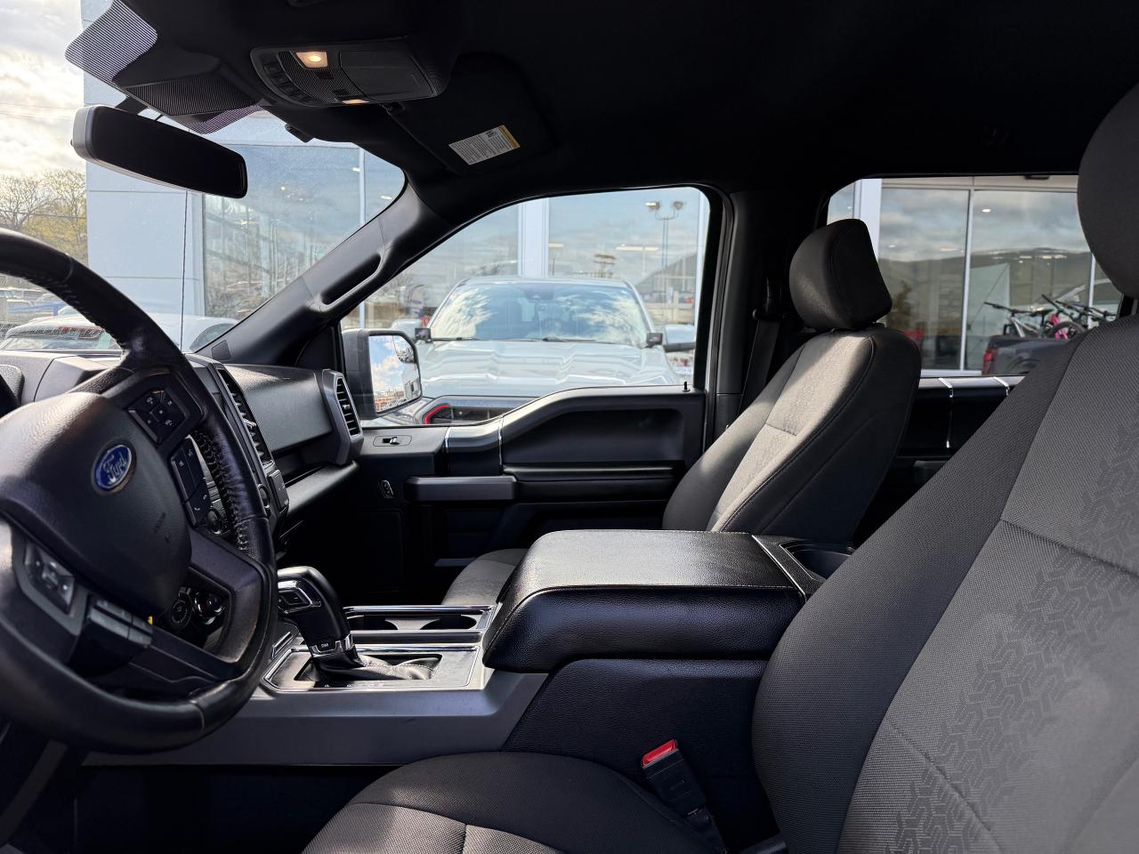 2019 Ford F-150 XLT Photo5