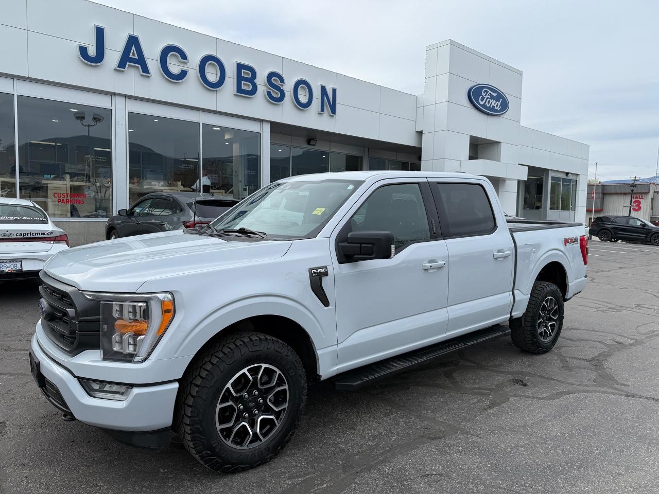 2022 Ford F-150 XLT Photo0