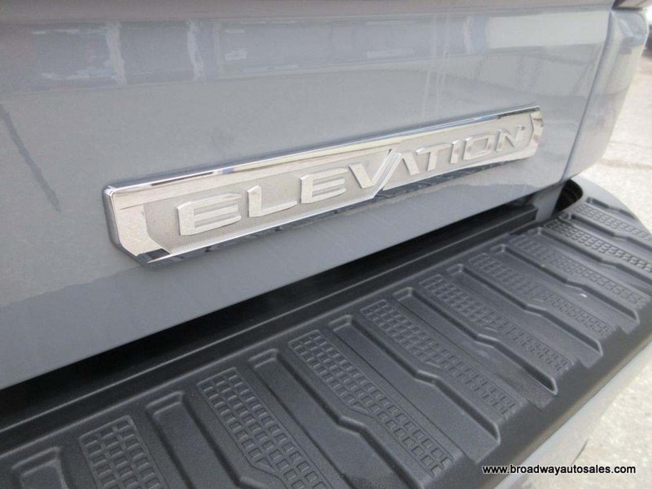 2024 GMC Sierra 1500 LIKE NEW ELEVATION-SLE-MODEL 5 PASSENGER 3.0L - DURAMAX.. 4X4.. CREW-CAB.. SHORTY.. NAVIGATION.. HEATED SEATS & WHEEL.. BACK-UP CAMERA.. Photo