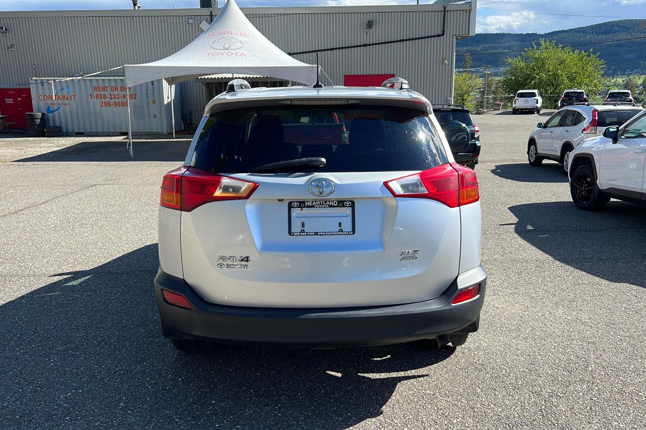 2013 Toyota RAV4 XLE Photo