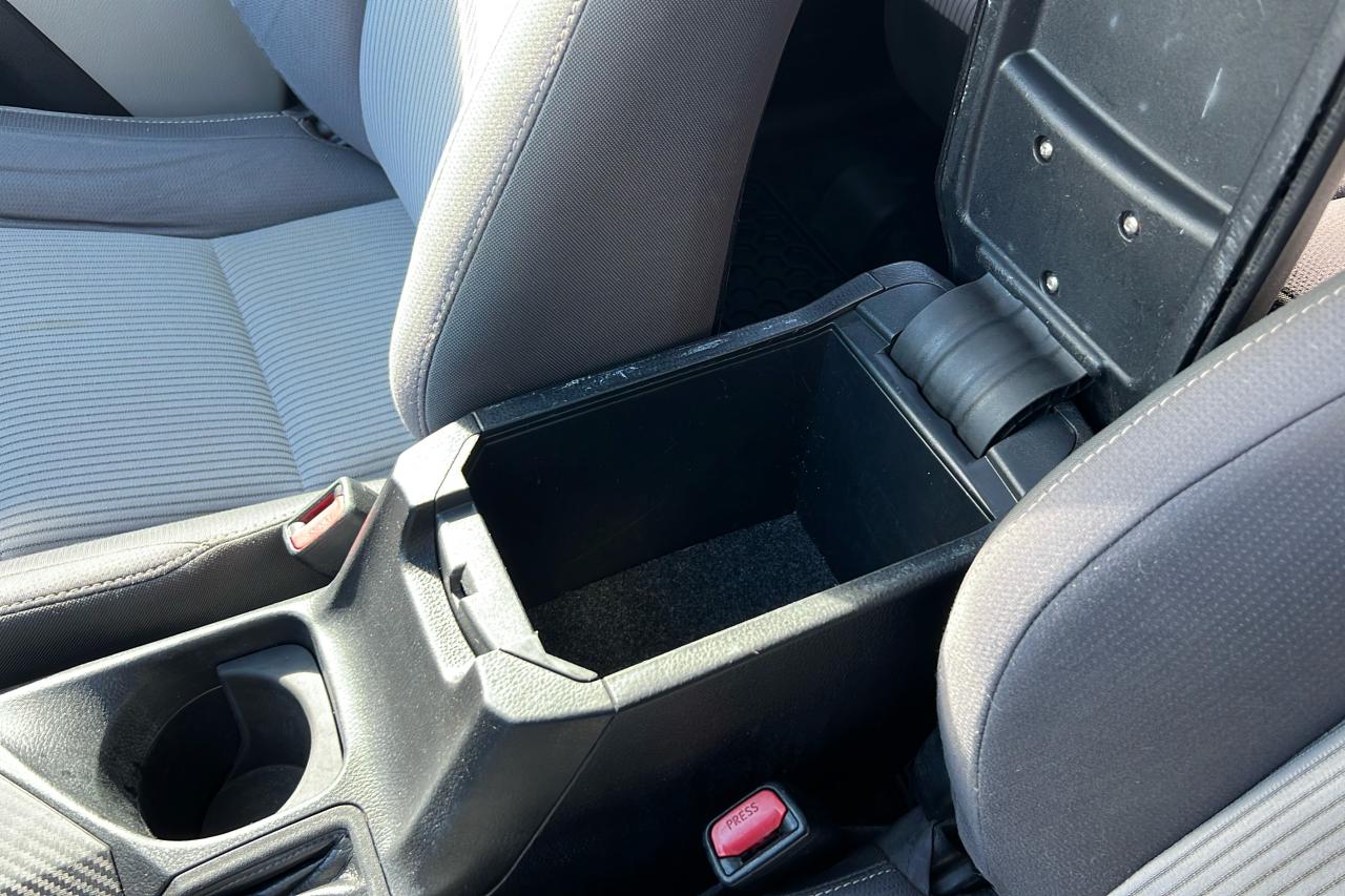 2013 Toyota RAV4 XLE Photo