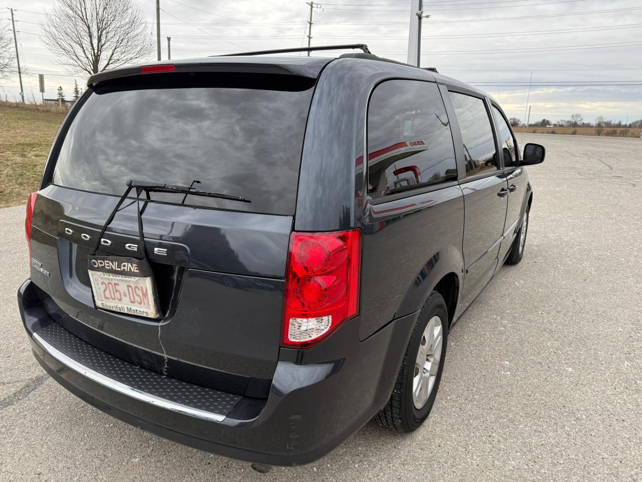 2013 Dodge Grand Caravan SXT - Photo #11
