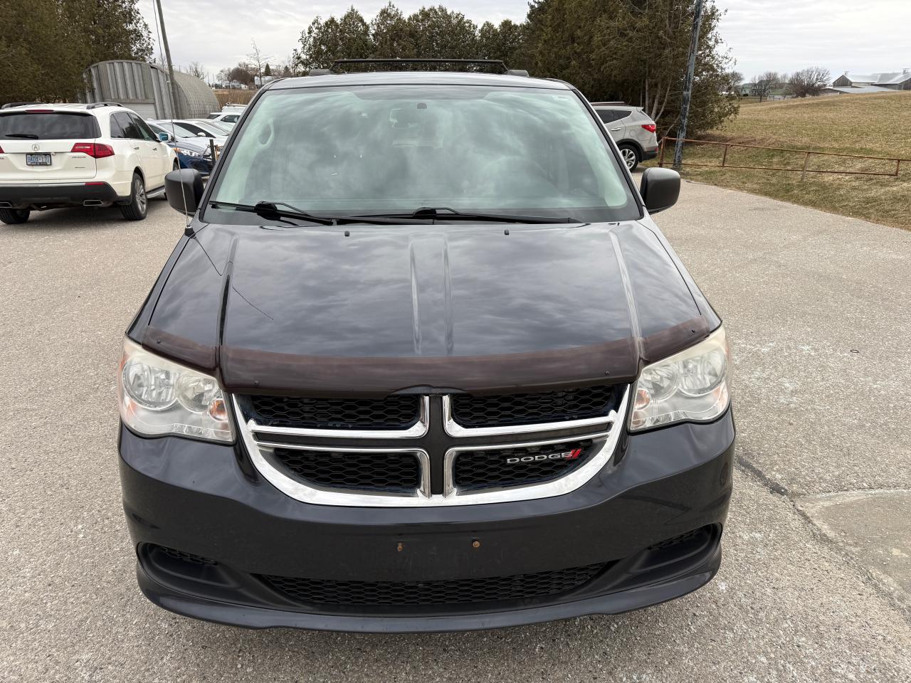 2013 Dodge Grand Caravan SXT - Photo #2