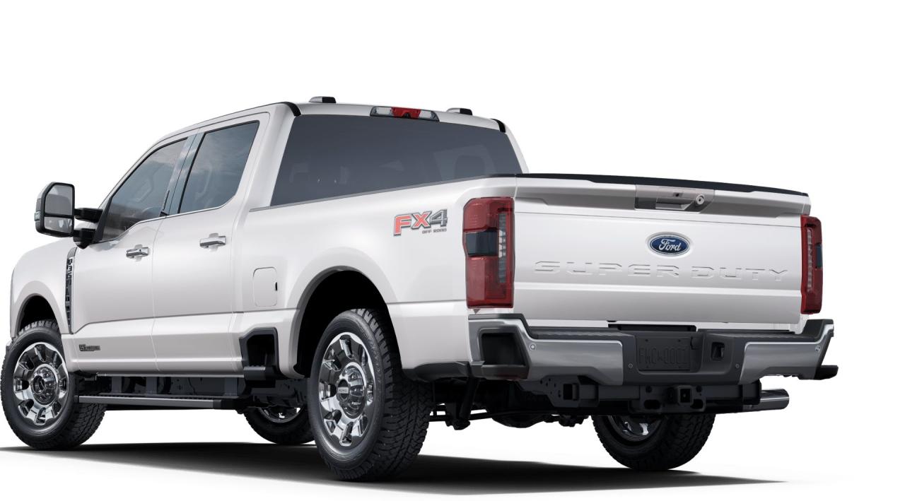 2025 Ford F-350 Super Duty SRW LARIAT 4WD CREW CAB 6.75' BOX Photo1