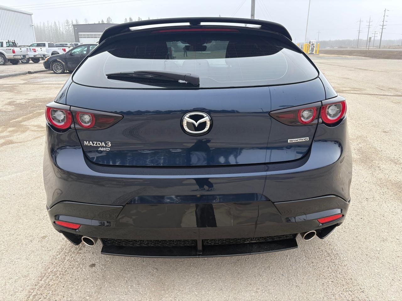 2023 Mazda MAZDA3 PREFERRED Photo5