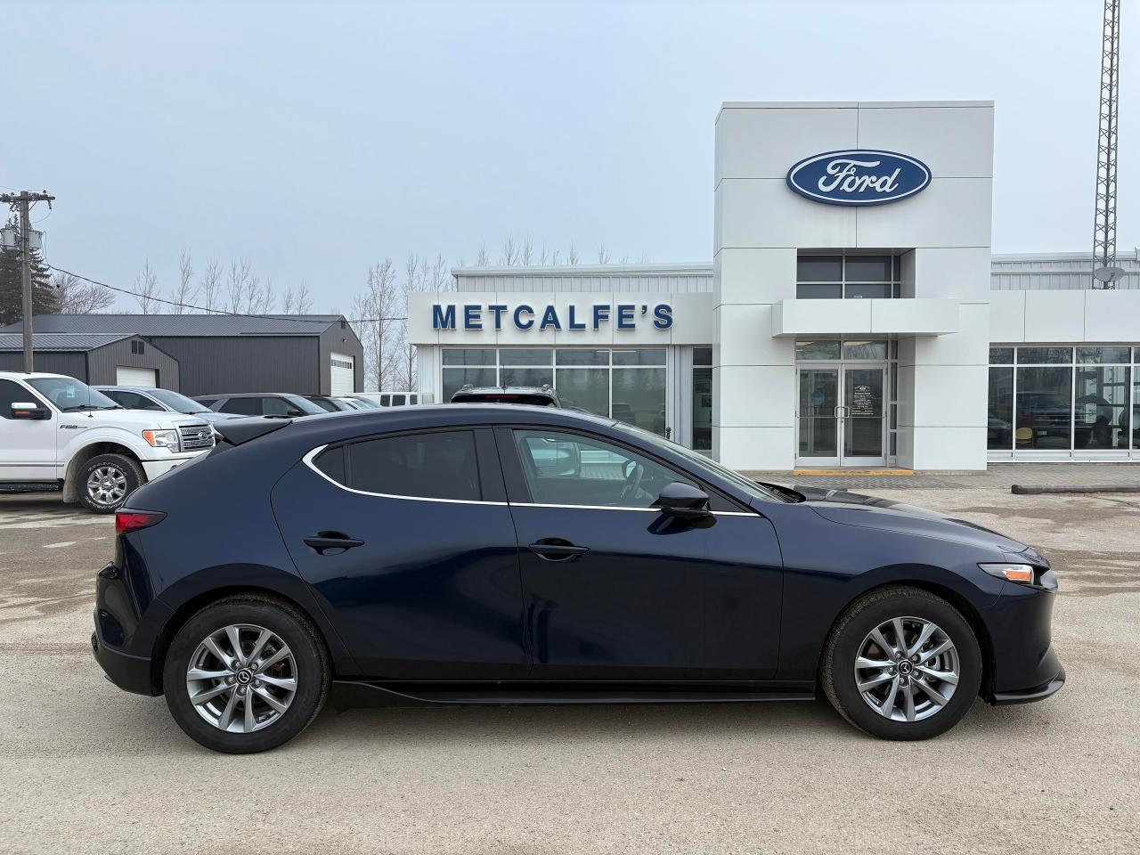 2023 Mazda MAZDA3 PREFERRED Photo0