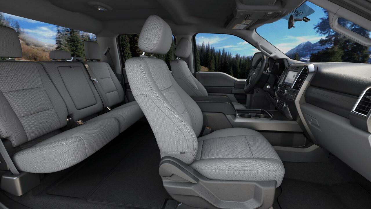 2021 Ford F-350  Photo7