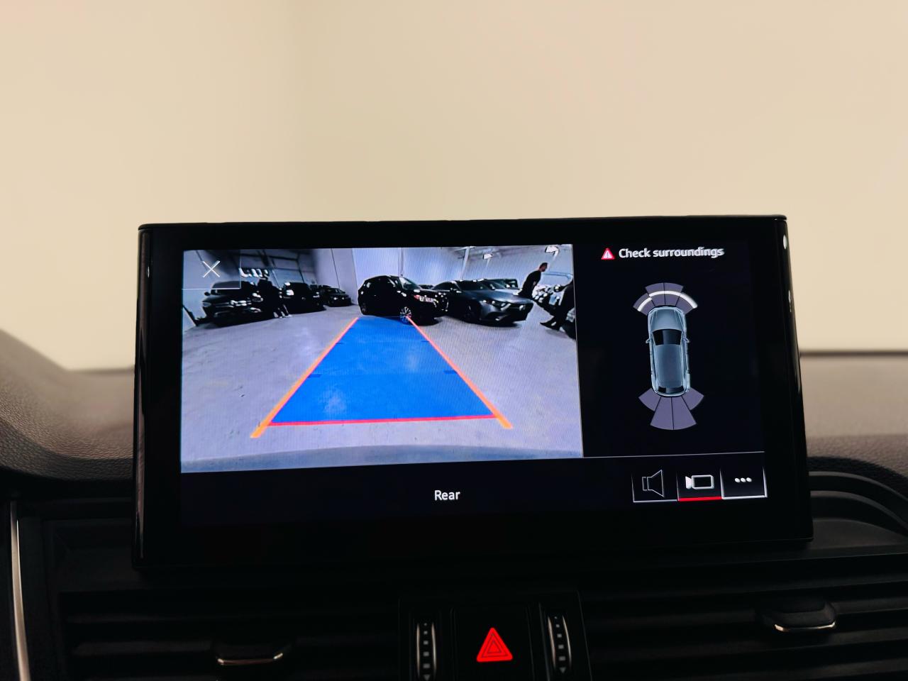 2022 Audi Q5 2.0T Progressiv Quattro - Photo #12