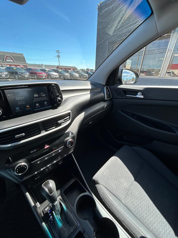2020 Hyundai Tucson Essential - Photo #11
