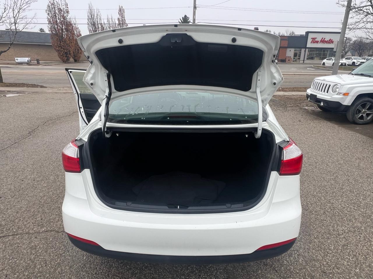 2014 Kia Forte 4dr Sdn Auto LX - Photo #18
