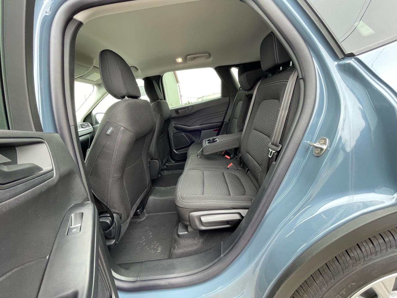 2025 Ford Escape Active AWD Photo5