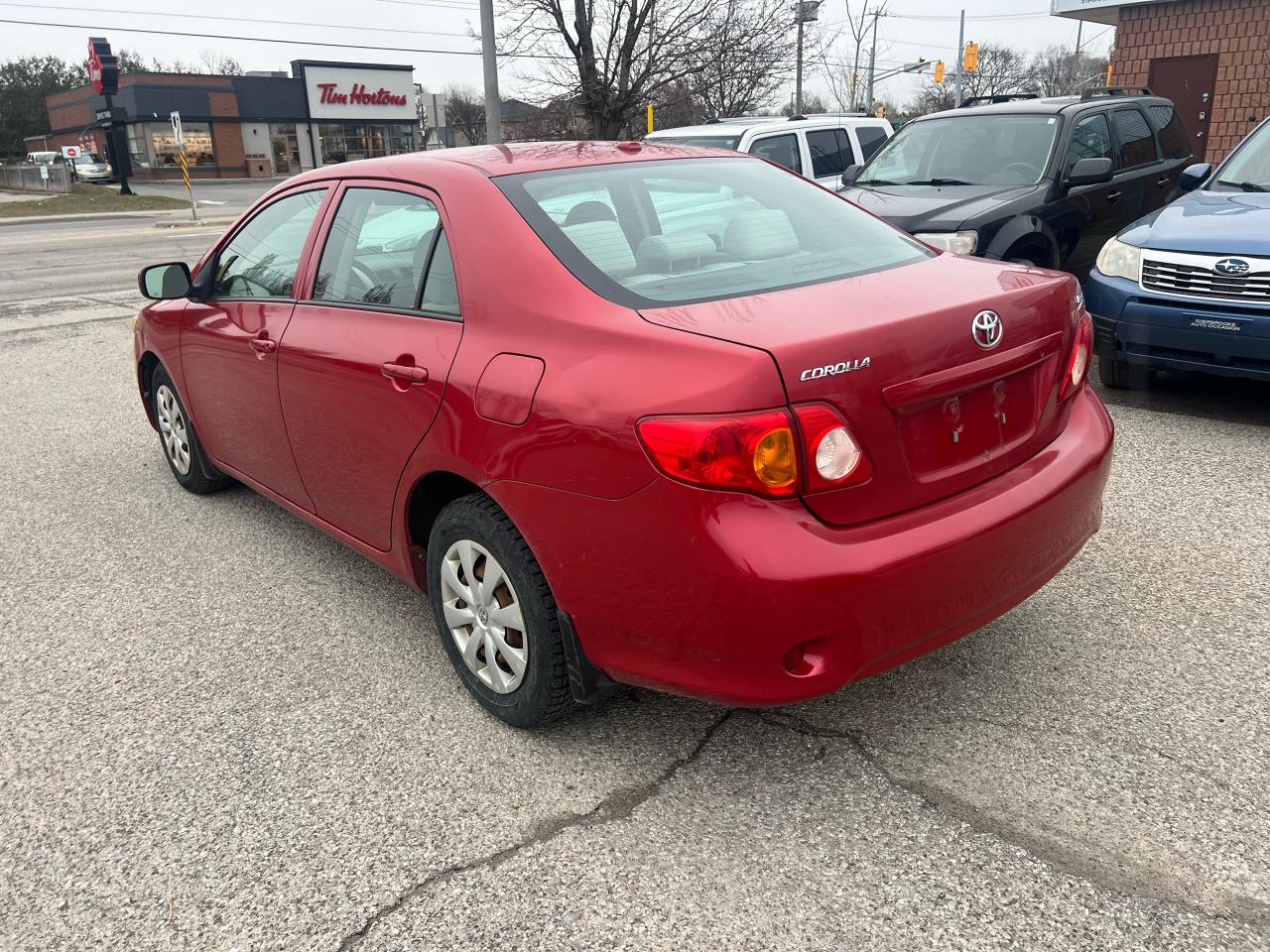2010 Toyota Corolla 4DR SDN AUTO CE - Photo #4