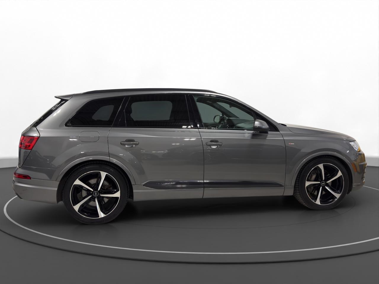 2018 Audi Q7 3.0T Technik S-Line - Photo #5