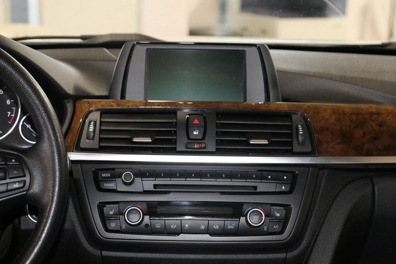 2013 BMW 3 Series 328i xDrive - CLEAN CARFAX|SUNROOF|HEATED SEATS - Photo #14