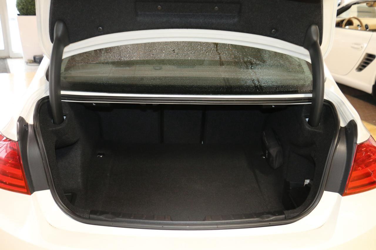 2013 BMW 3 Series 328i xDrive - CLEAN CARFAX|SUNROOF|HEATED SEATS - Photo #18