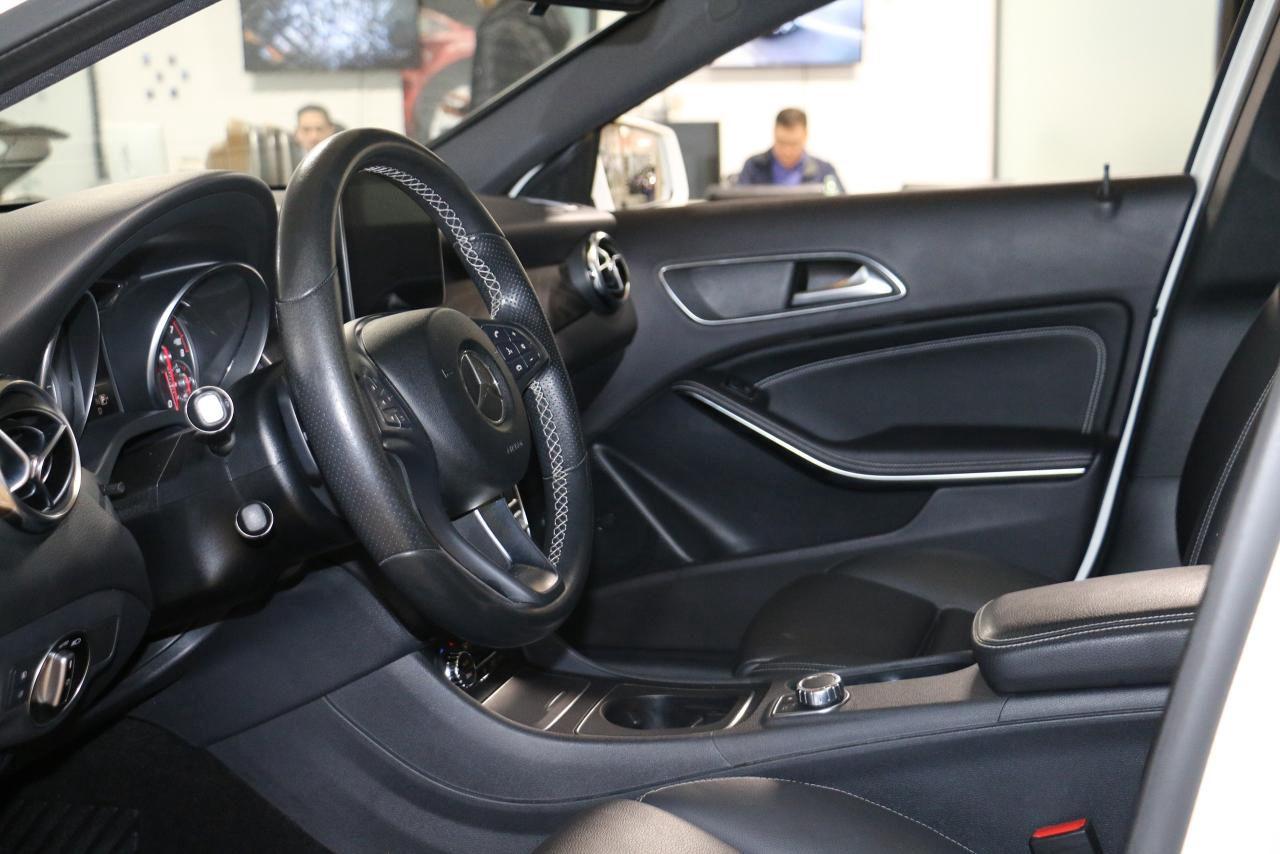 2018 Mercedes-Benz GLA GLA250 4MATIC - PANOROOF|NAVI|CAMERA|BLINDSPOT - Photo #8