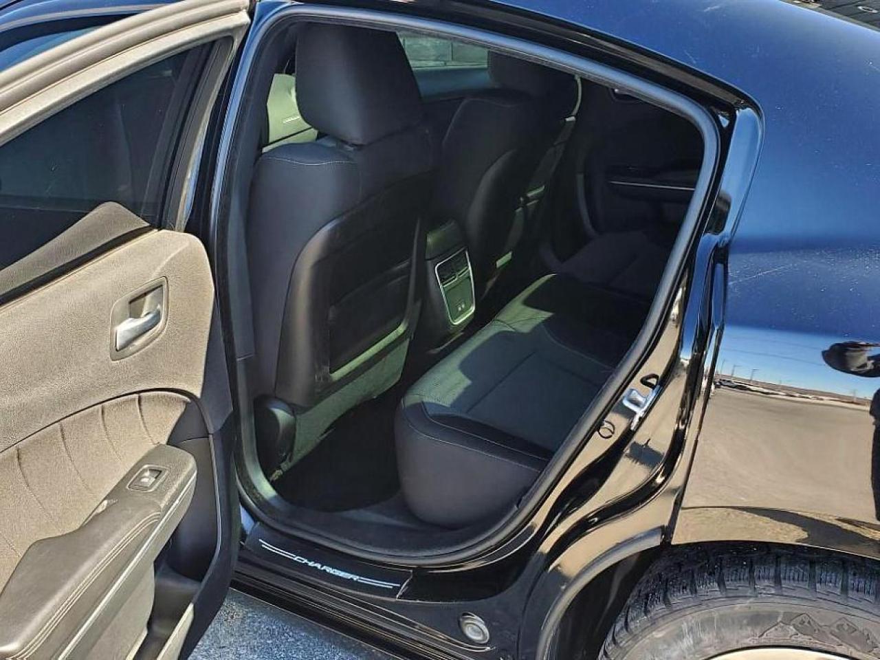 2018 Dodge Charger SXT PLUS-SUNROOF-REMOTE START-REAR CAMERA-SAT RADI - Photo #20