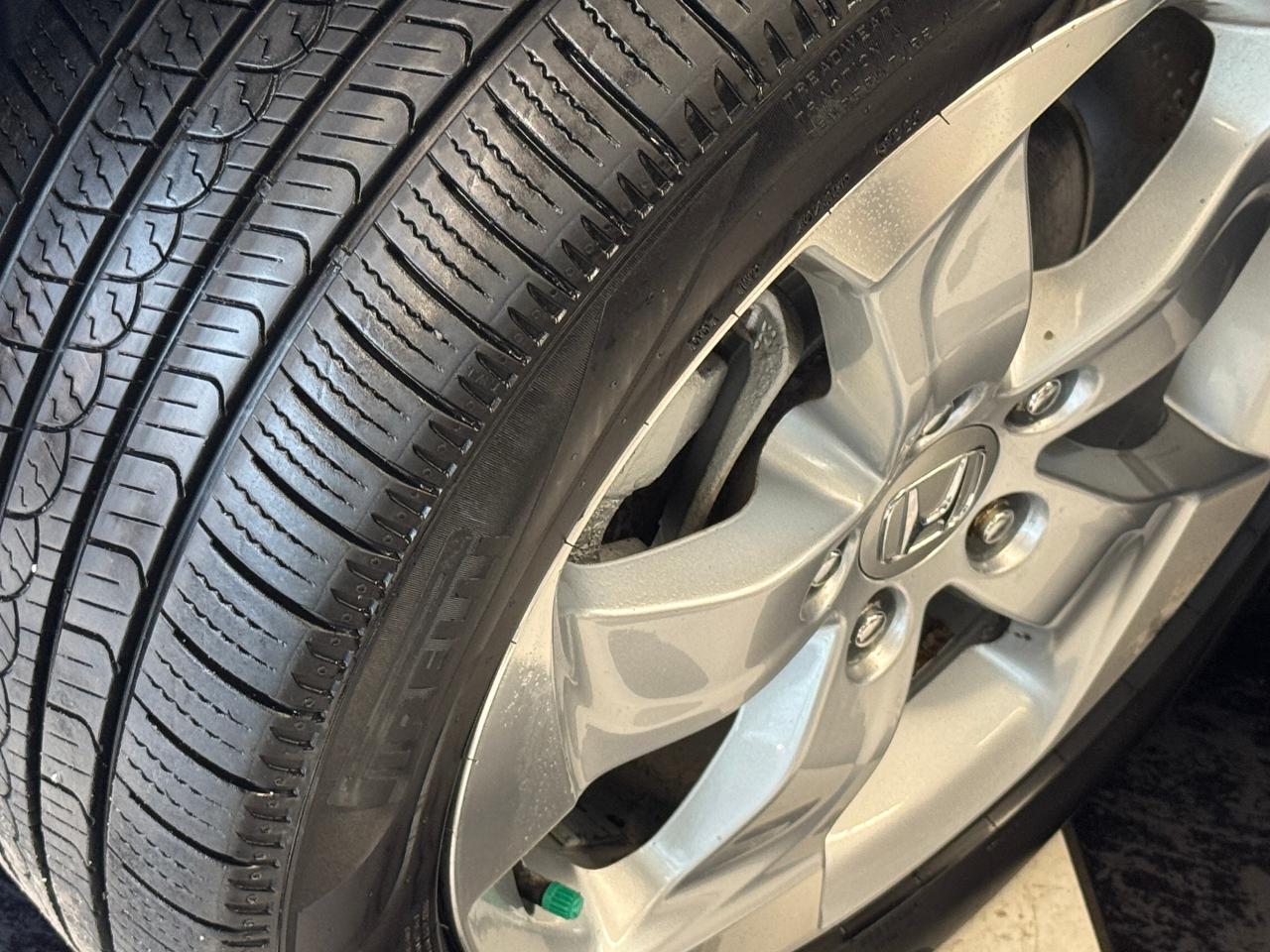 2016 Honda HR-V EX+Camera+Heated Seats+One Owner+CLEAN CARFAX - Photo #4
