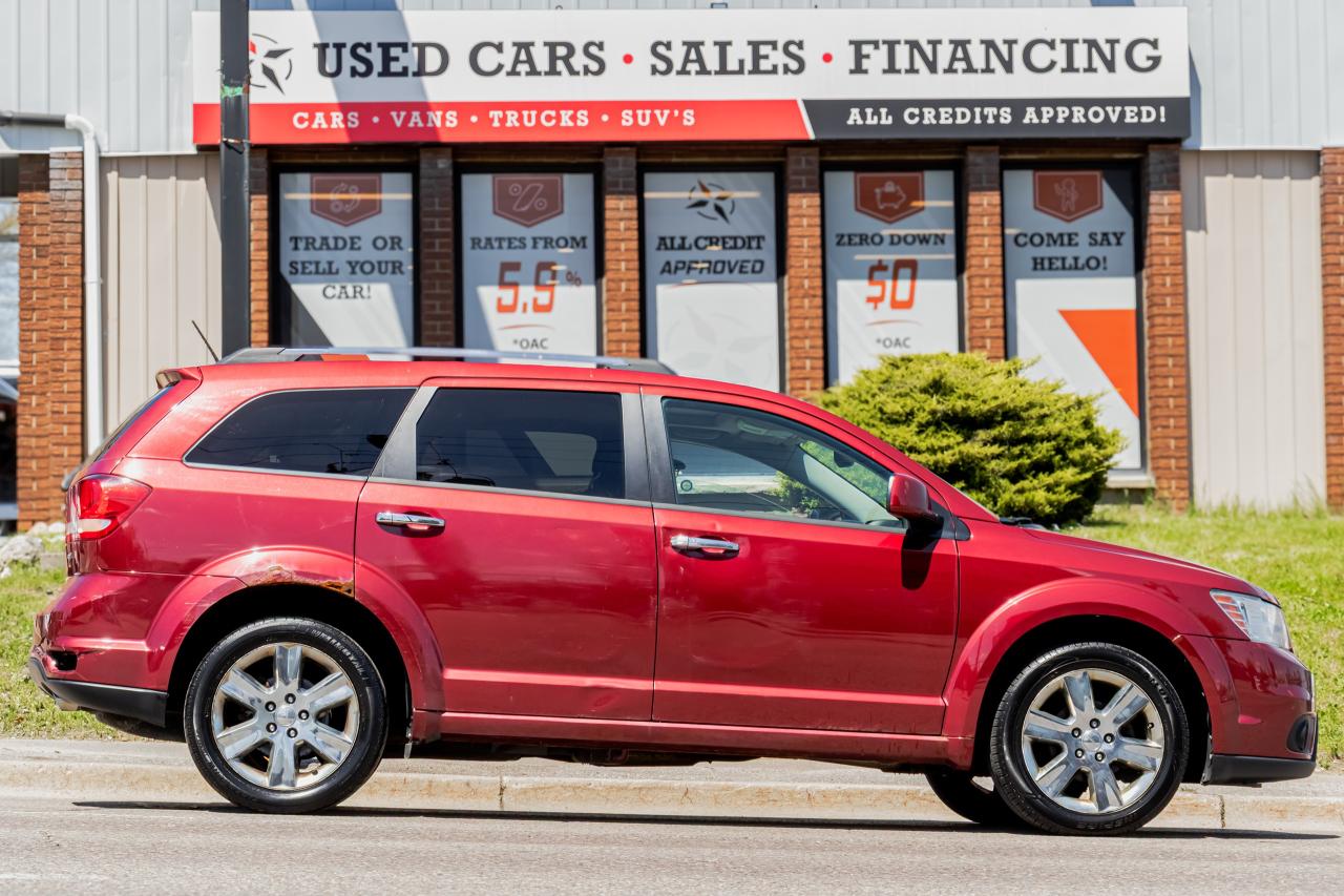 2011 Dodge Journey R/T | AWD | V6 | Leather | Sunroof | Alloys ++