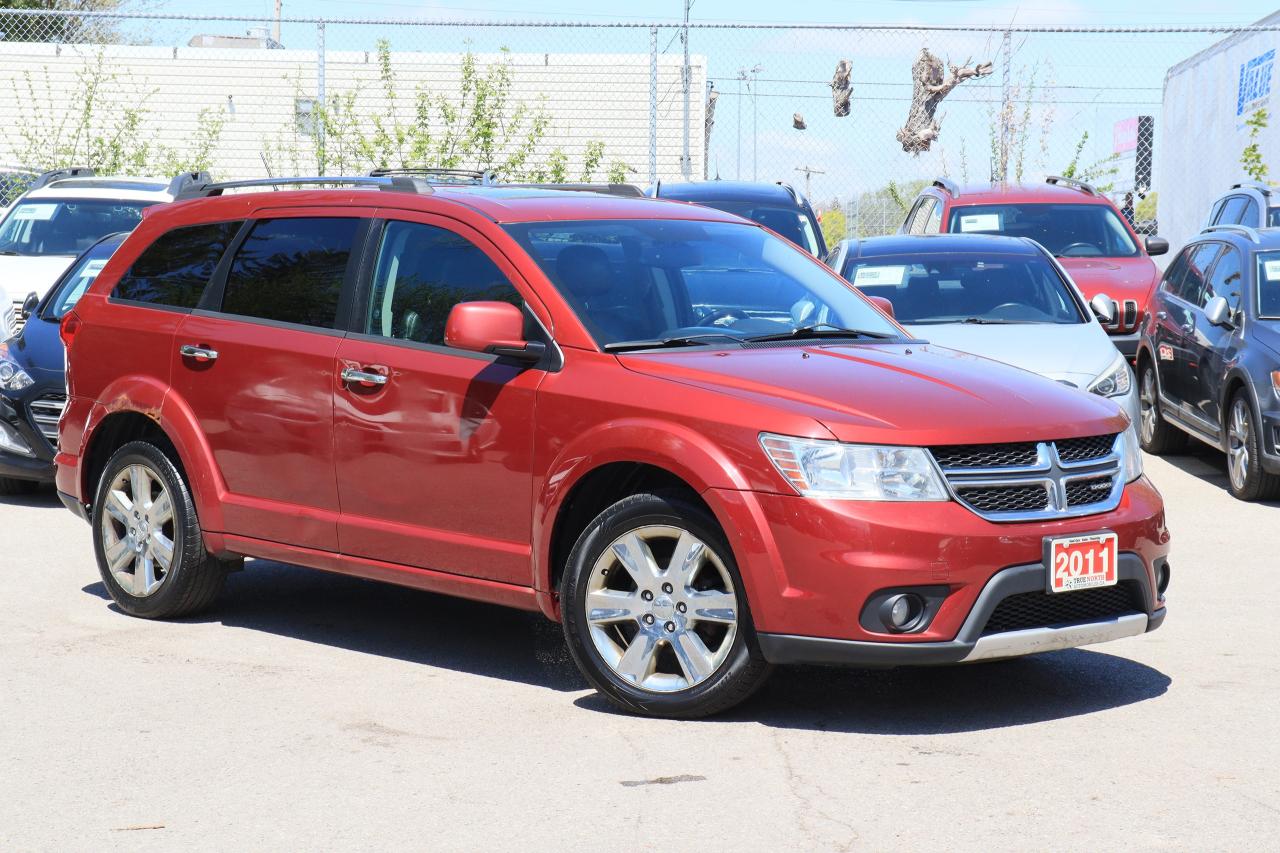 2011 Dodge Journey R/T | AWD | V6 | Leather | Sunroof | Alloys ++ Photo21