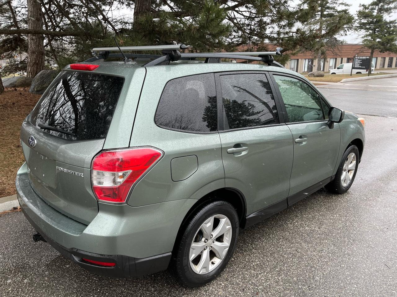 2014 Subaru Forester i Convenience - Photo #9