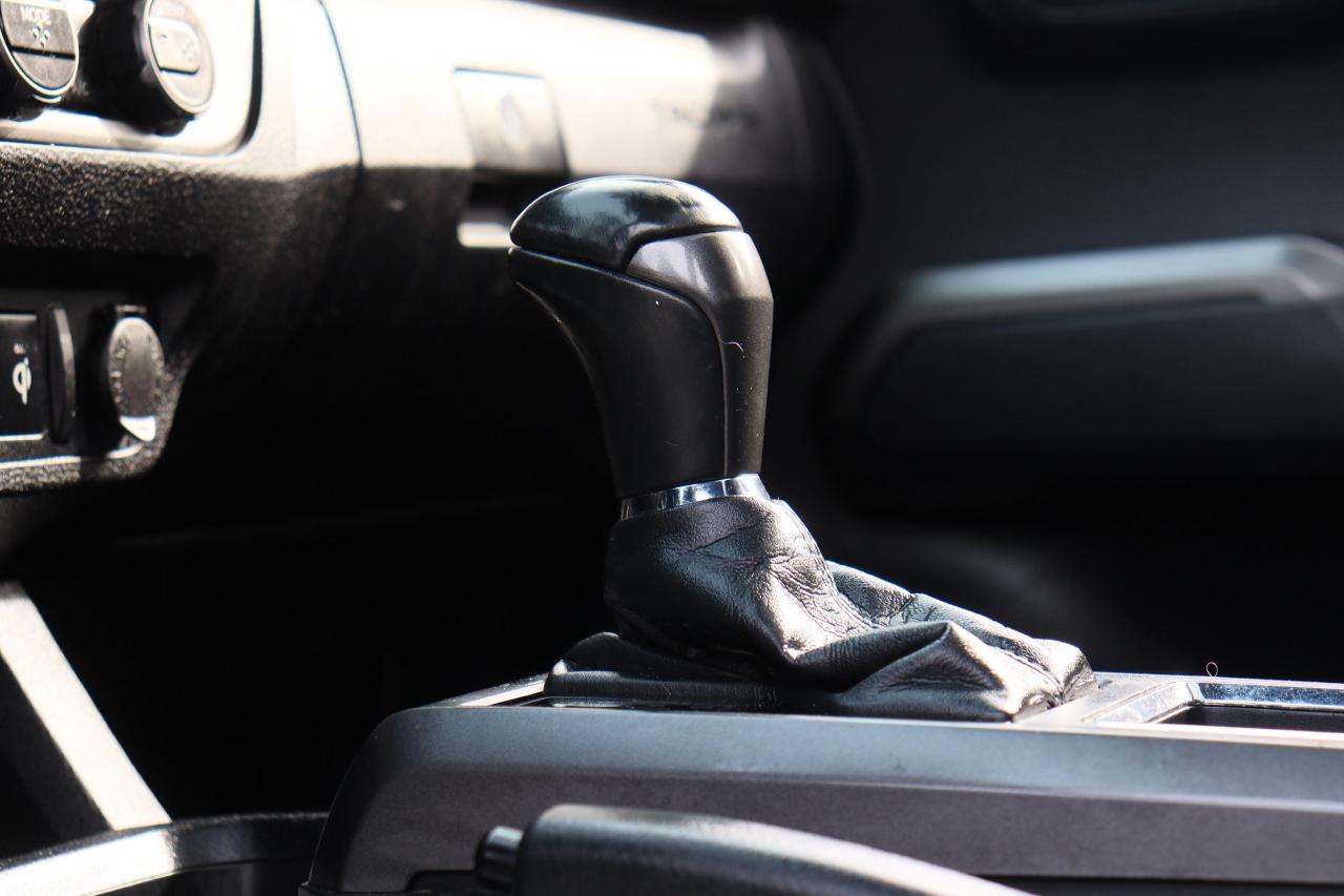 2017 Toyota Tacoma TRD Sport | V6 | Auto | Double Cab | Roof | BSM ++ Photo