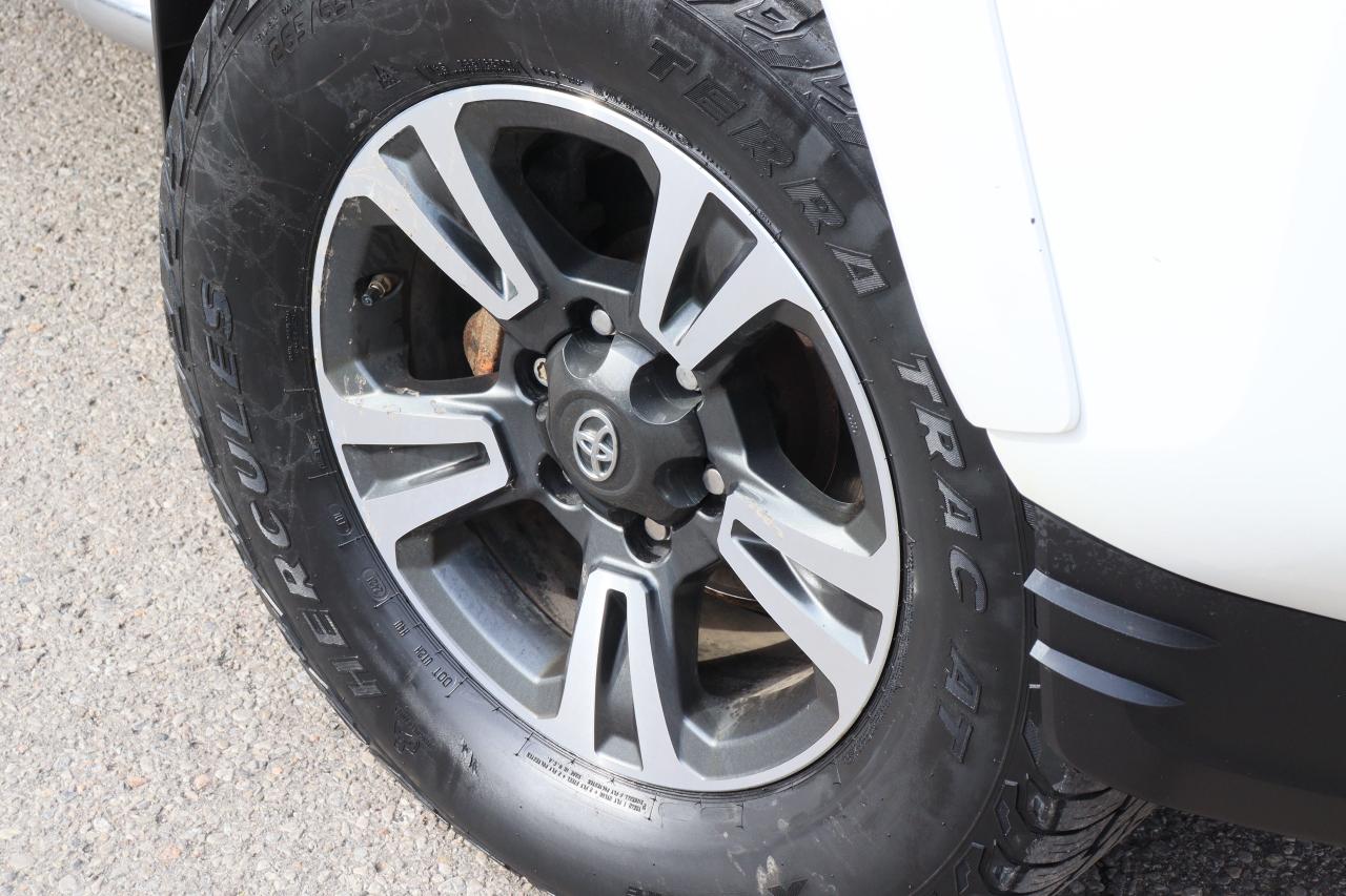 2017 Toyota Tacoma TRD Sport | V6 | Auto | Double Cab | Roof | BSM ++ Photo