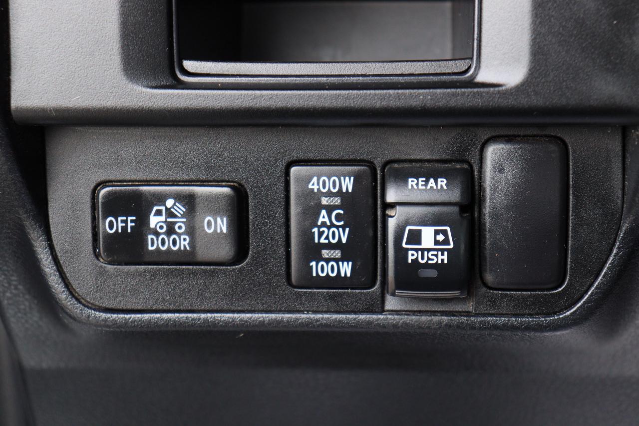 2017 Toyota Tacoma TRD Sport | V6 | Auto | Double Cab | Roof | BSM ++ Photo