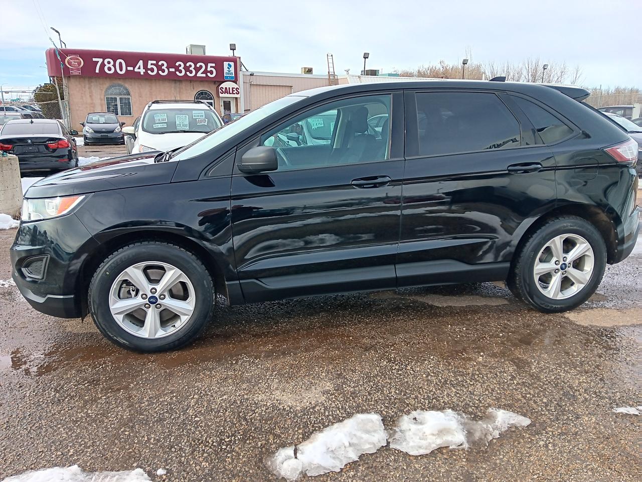 2018 Ford Edge SE, AWD, BU Cam, Paddle Shift, Alloys - Photo #4