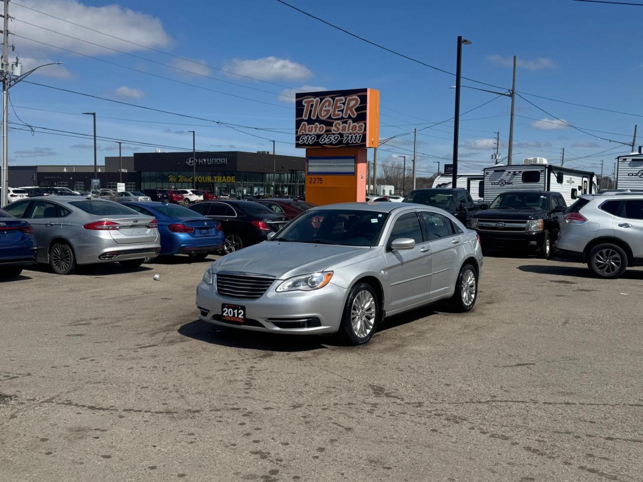 2012 Chrysler 200 TOURING, SEDAN, ONLY 65KMS, ALLOYS, CERTIFIED - Photo #1