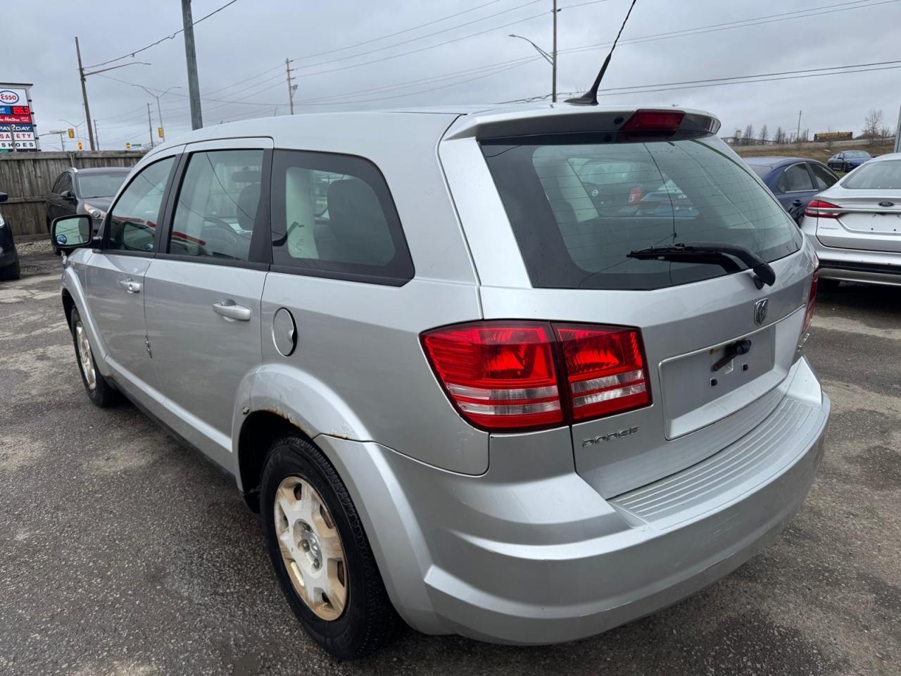 2010 Dodge Journey AS IS, SE, ONE OWNER, NO ACCIDENTS, - Photo #3